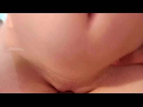 ❤️ Sleeping in my sister's room and that's how I woke up ❤️❌ Fuck video at us